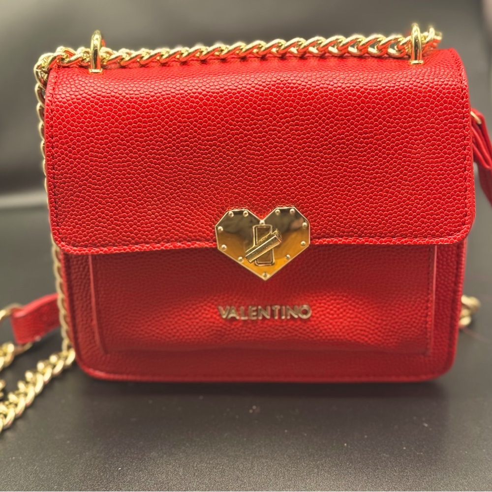 🎉Valentino mini crossbody❤️